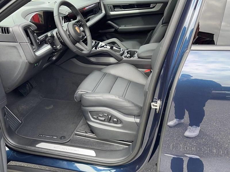 Gebraucht Porsche Cayenne 353 PS (259 kW) 2024 SUV