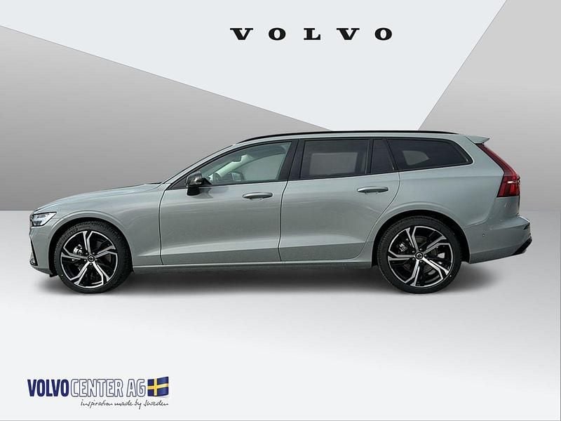 Gebraucht Volvo V60 Ultimate 197 PS (144 kW) 2024 Kombi