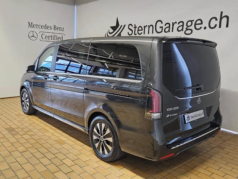 Neu Mercedes EQV300 150 kW (204 PS) 2025 Grau Van