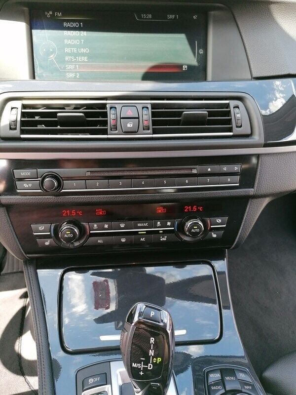 Gebraucht BMW 530 Luxury Line 258 PS (189 kW) 2013 Kombi