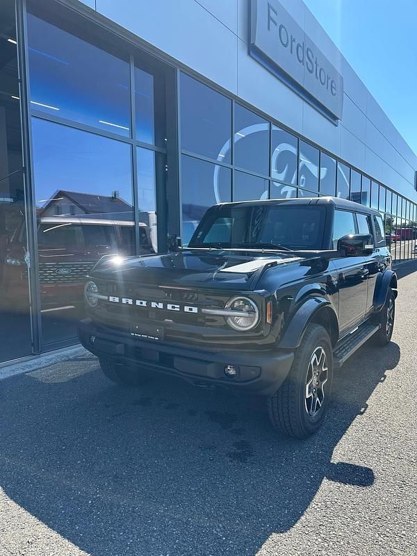 Schwarz Neu 2025 Ford Bronco Outer Banks SUV | CHF 68’200 - Bild 1/4