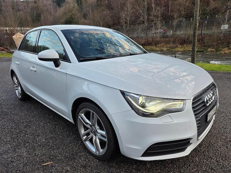 Gebraucht 2013 Audi A1 Sportback Ambition Kleinwagen | CHF 5’997 (Guter Preis) - Bild 1/4