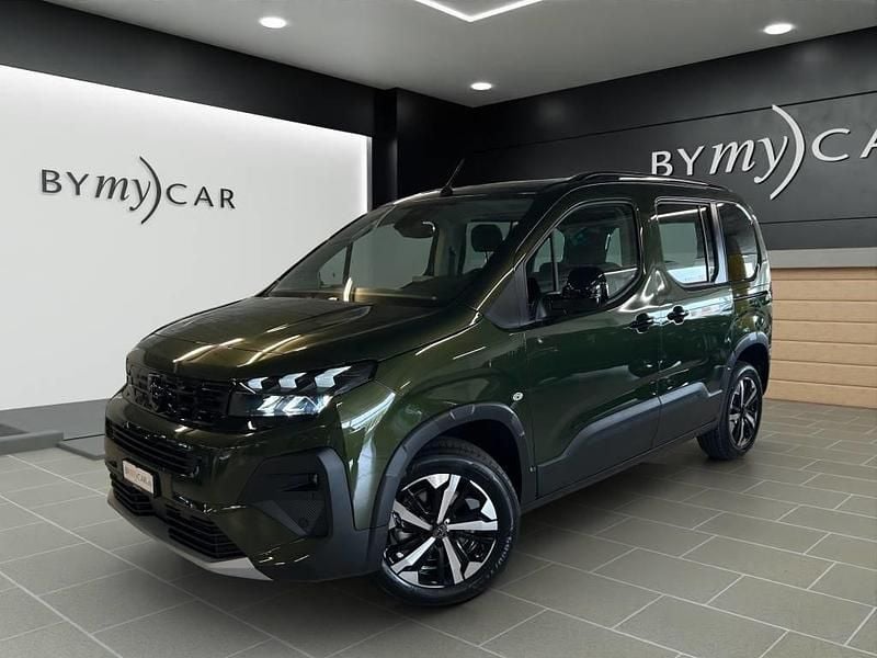 Neu Peugeot Rifter GT 130 PS (95 kW) 2025 Van / Kleinbus