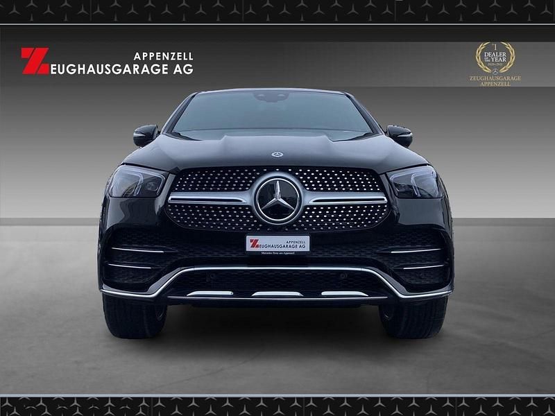 Gebraucht Mercedes GLE300 272 PS (200 kW) 2023 Schwarz Coupé