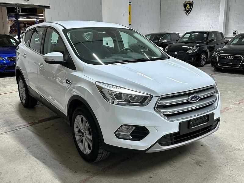 Gebraucht Ford Kuga Trend 150 PS (110 kW) 2017 SUV
