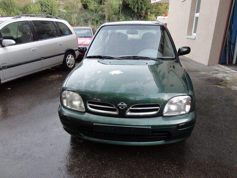 Gebraucht 2000 Nissan Micra Kleinwagen | CHF 1’200 - Bild 1/4