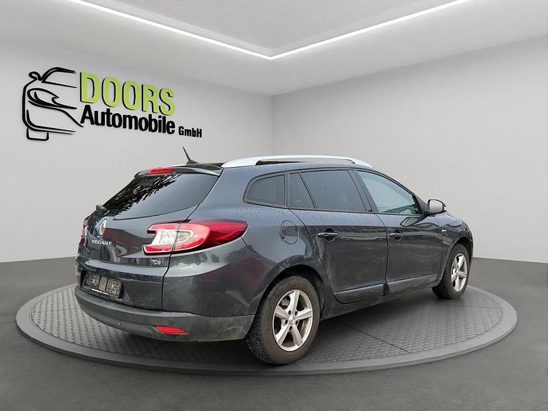 Gebraucht Renault Mégane GrandTour Bose Edition 131 PS (96 kW) 2013 Kombi