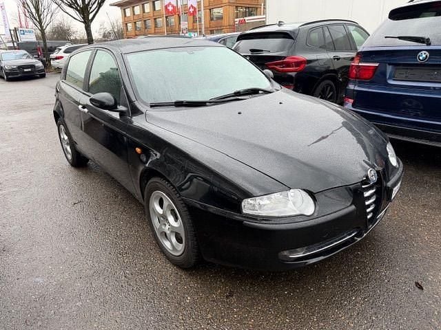 Gebraucht Alfa Romeo 147 Progression 105 PS (77 kW) 2003 Kleinwagen