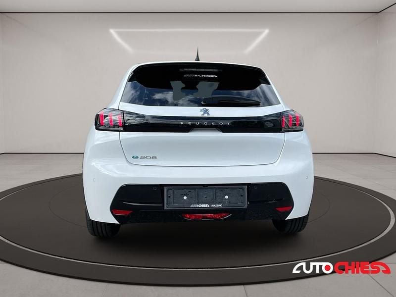 Gebraucht Peugeot 208 Allure 100 kW (136 PS) 2023 Weiss Kleinwagen