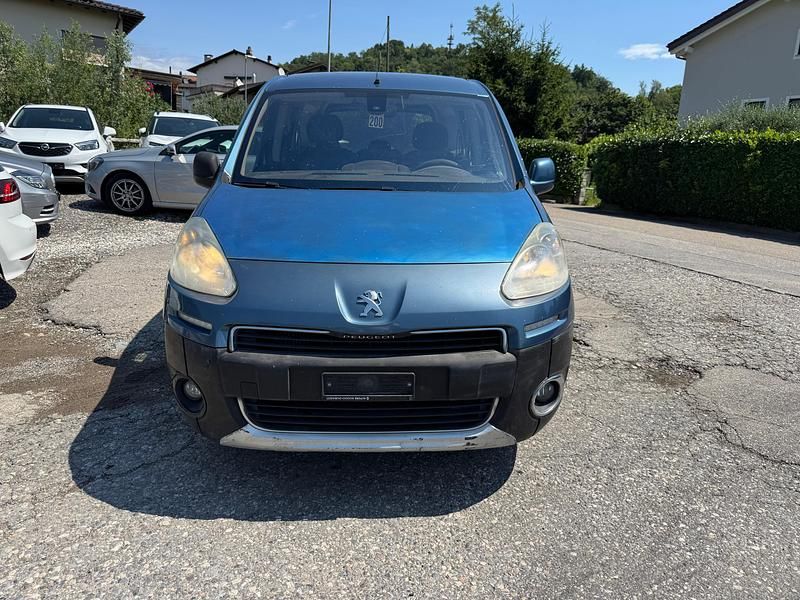 Gebraucht 2012 Peugeot Partner Active Van / Kleinbus | CHF 1’650 (Fairer Preis) - Bild 1/4