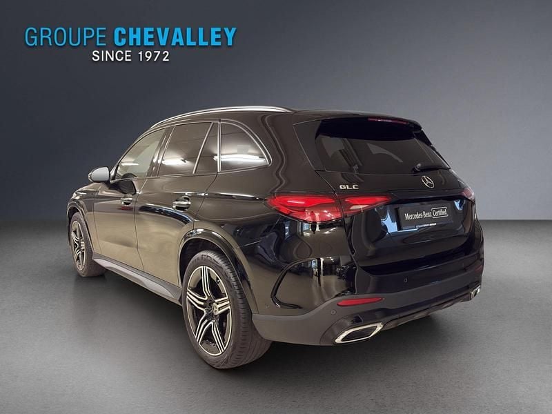 Gebraucht Mercedes GLC200 204 PS (150 kW) 2023 Schwarz SUV