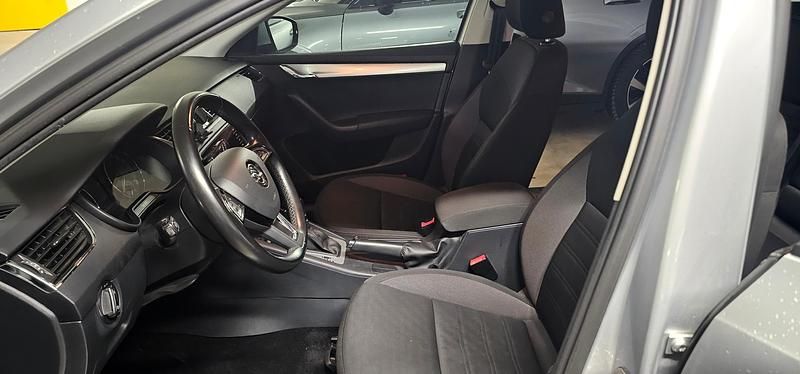 Gebraucht Skoda Octavia Ambition 184 PS (135 kW) 2017 Kombi