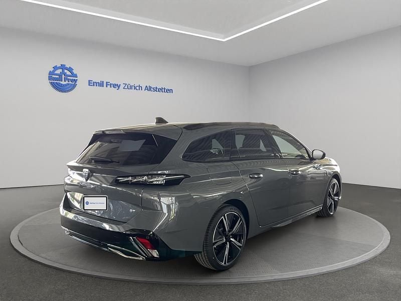 Neu Peugeot 308 SW GT 145 PS (106 kW) 2025 Grau Kombi
