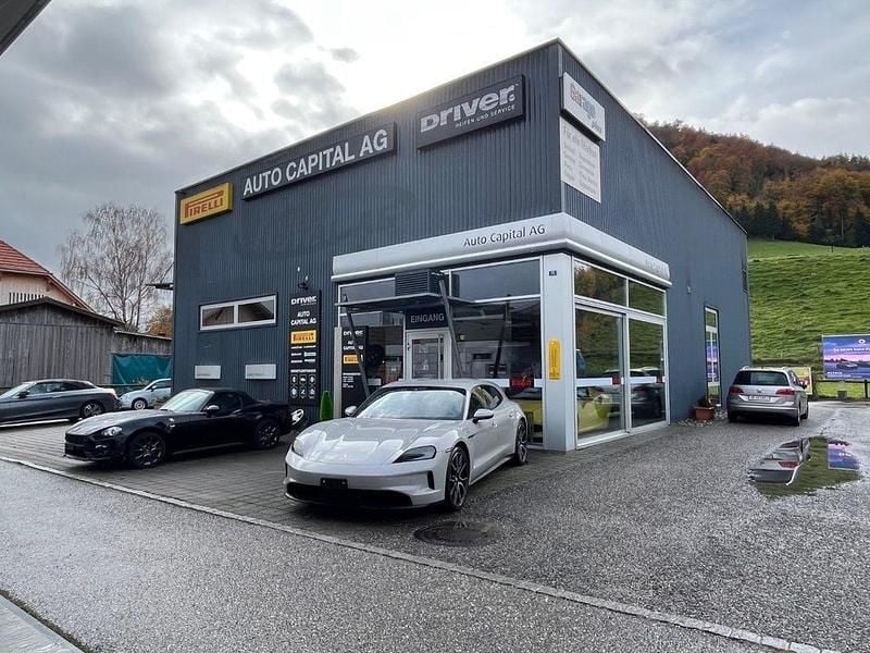 Gebraucht Porsche Taycan Performance Package 319 kW (435 PS) 2025 Kombi