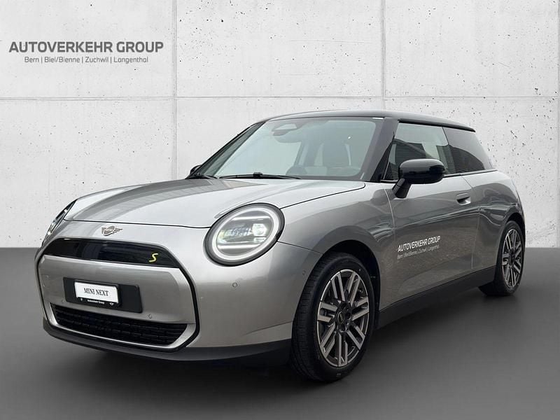 Gebraucht Mini Cooper SE 160 kW (218 PS) 2024 Kleinwagen