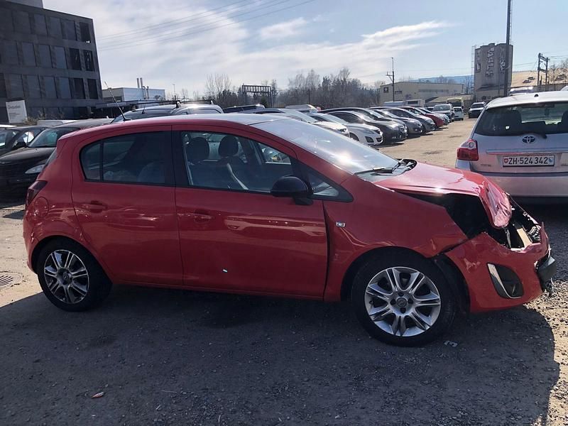 Gebraucht Opel Corsa Color Edition 100 PS (73 kW) 2012 Kleinwagen