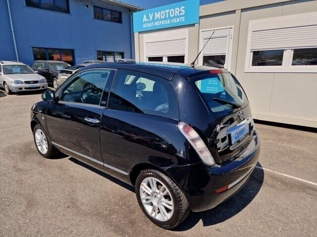 Gebraucht Lancia Ypsilon Gold 95 PS (69 kW) 2011 Kleinwagen