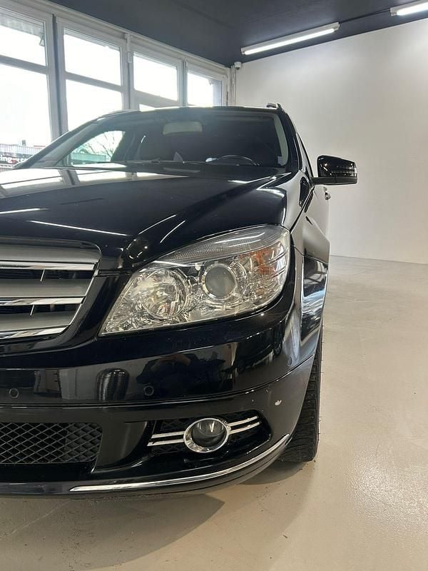 Gebraucht Mercedes C180 Avantgarde 156 PS (114 kW) 2010