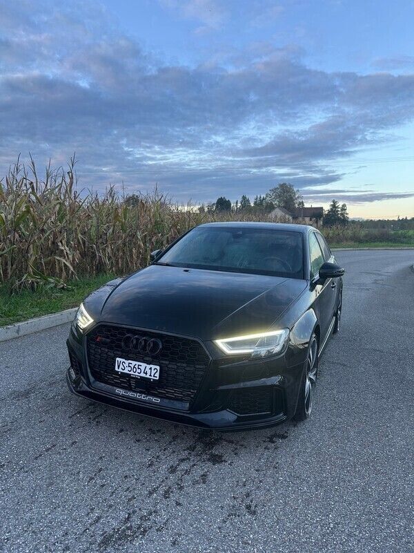 Gebraucht 2018 Audi RS3 Sportback Kleinwagen | CHF 44’000 (Etwas zu teuer) - Bild 1/4