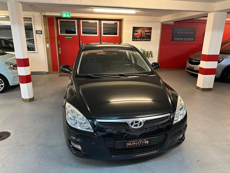 Gebraucht Hyundai i30 Style 126 PS (92 kW) 2008