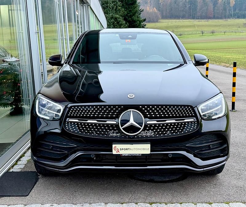 Gebraucht Mercedes GLC200 AMG line 197 PS (144 kW) 2021 SUV