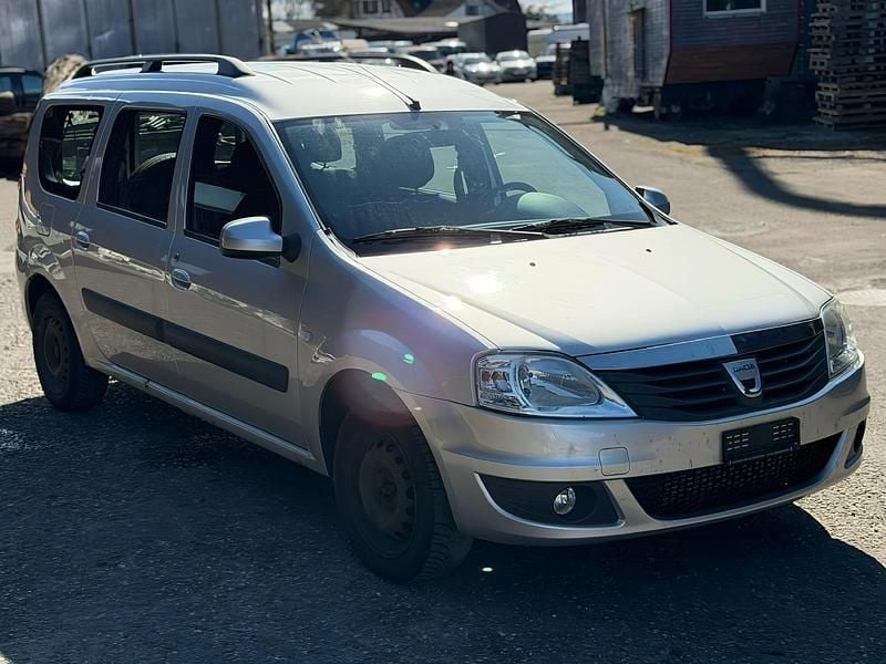 Gebraucht Dacia Logan Lauréate 88 PS (64 kW) 2011