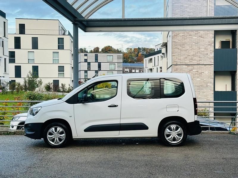 Gebraucht Opel Combo Life Enjoy 110 PS (80 kW) 2019