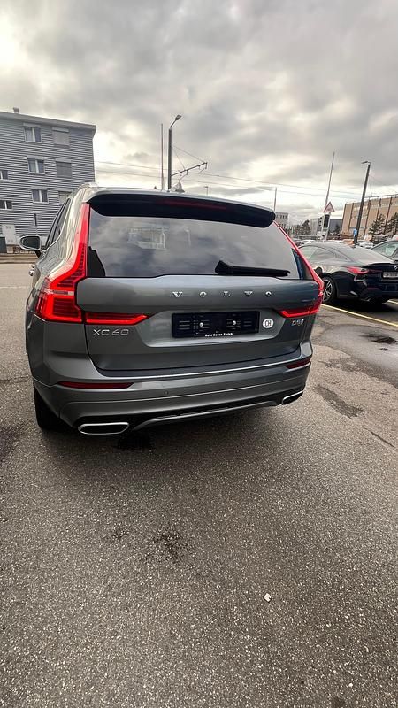 Gebraucht Volvo XC60 R-Design 235 PS (172 kW) 2019 SUV