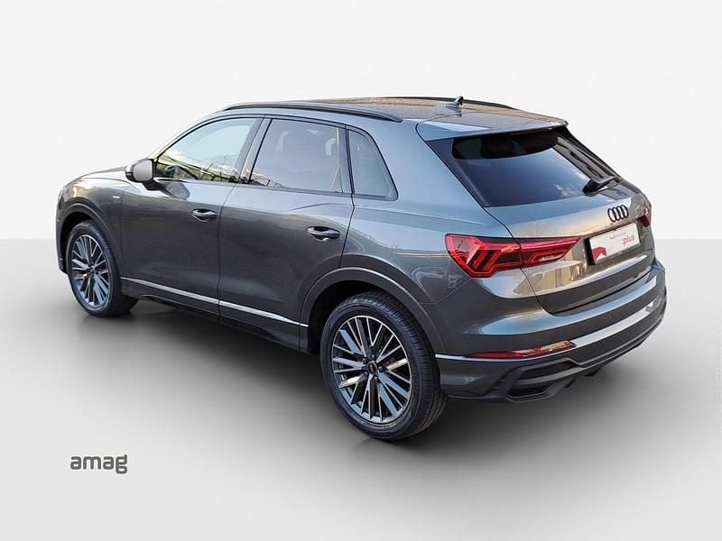 Gebraucht Audi Q3 Attraction 150 PS (110 kW) 2022 Daytonagrau perleffekt SUV