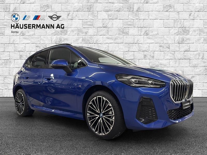 Gebraucht BMW 230 M Sport 326 PS (239 kW) 2024 Blau Van / Kleinbus