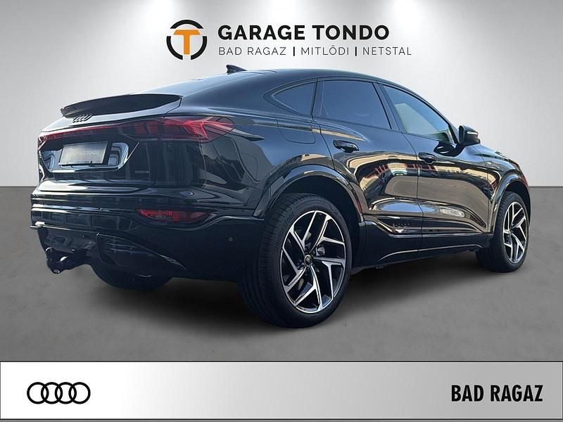 Neu Audi Q6 Sportback e-tron S-Line 285 kW (388 PS) 2025 Schwarz SUV