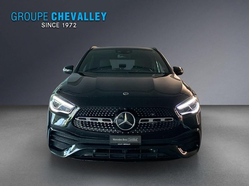 Gebraucht Mercedes GLA250 AMG line 224 PS (164 kW) 2022 Schwarz SUV