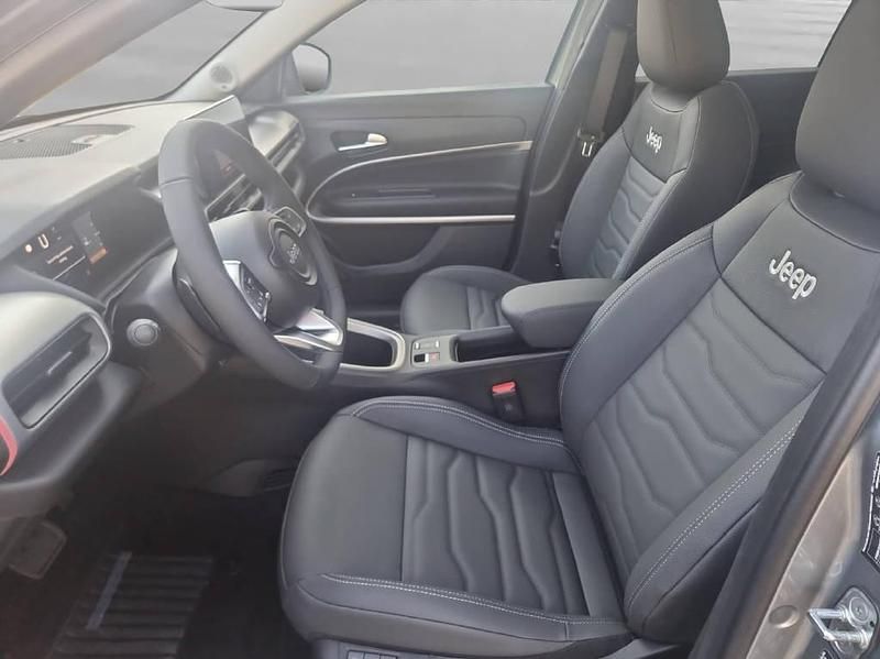 Neu Jeep Avenger Summit 110 PS (80 kW) 2025 SUV