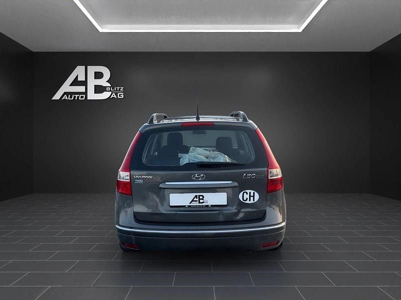 Gebraucht Hyundai i30 Style 126 PS (92 kW) 2008 Kombi