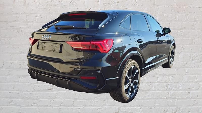 Gebraucht Audi Q3 Sportback Attraction 200 PS (147 kW) 2021 SUV