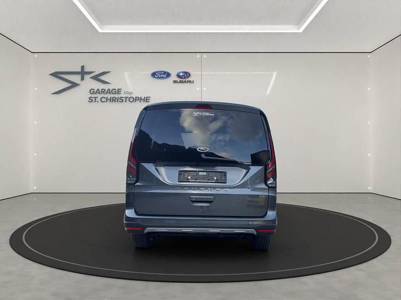 Neu Ford Tourneo Active 122 PS (89 kW) 2026 Van / Kleinbus