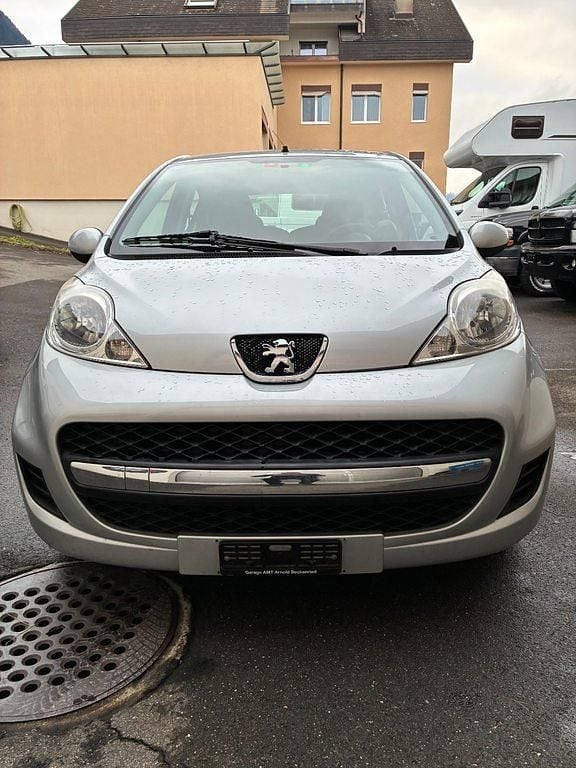 Gebraucht 2011 Peugeot 107 Kleinwagen | CHF 3’990 (Fairer Preis) - Bild 1/4