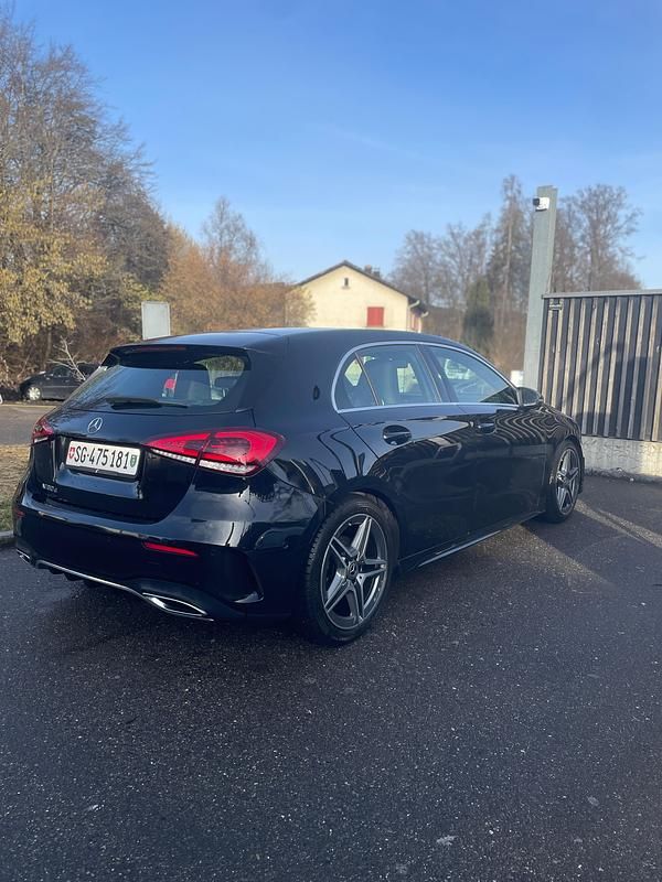 Gebraucht Mercedes A180 AMG line 116 PS (85 kW) 2019