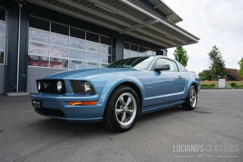 Gebraucht Ford Mustang GT 305 PS (224 kW) 2005 Coupé