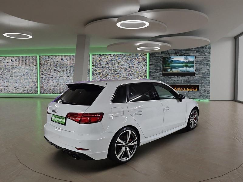 Gebraucht Audi RS3 Comfort 400 PS (294 kW) 2017 Weiss Limousine