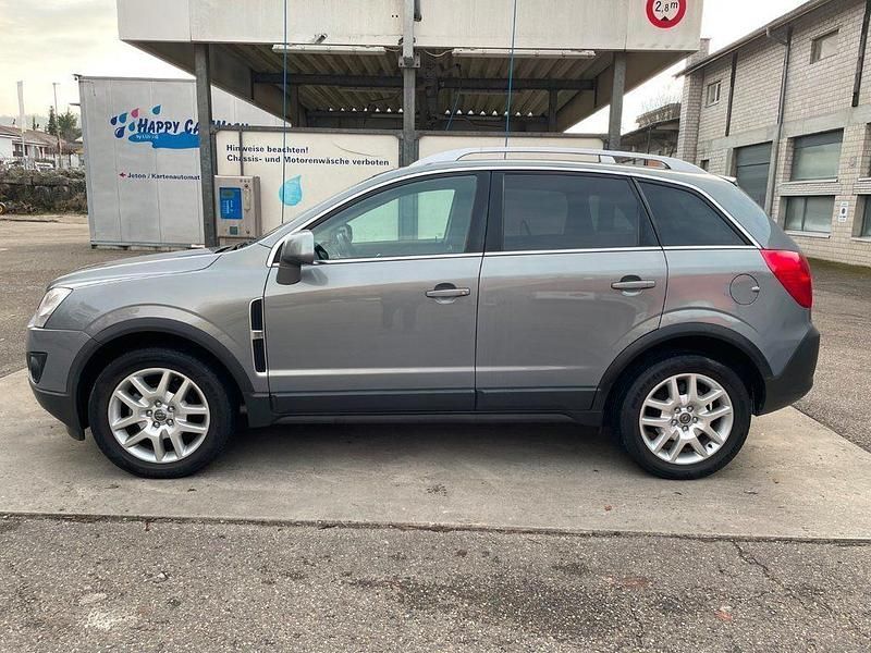 Gebraucht Opel Antara Enjoy 167 PS (122 kW) 2012 SUV