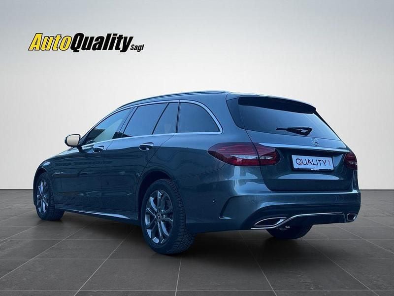 Gebraucht Mercedes C220 AMG line 194 PS (142 kW) 2018 Kombi