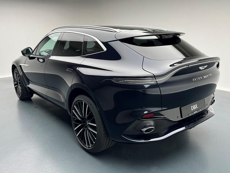 Gebraucht Aston Martin DBX 551 PS (405 kW) 2023 Schwarz SUV