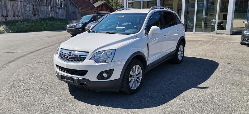 Weiss Gebraucht 2014 Opel Antara Enjoy SUV | CHF 8’400 (Teuer) - Bild 1/4
