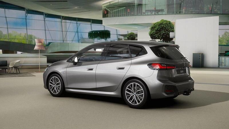 Gebraucht BMW 218 M Sport 150 PS (110 kW) 2023 Van / Kleinbus