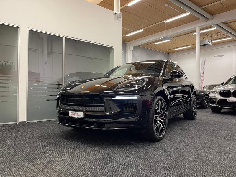 Schwarz Gebraucht 2023 Porsche Macan SUV | CHF 84’900 - Bild 1/4