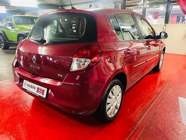 Gebraucht Renault Clio II Night&Day 103 PS (75 kW) 2011