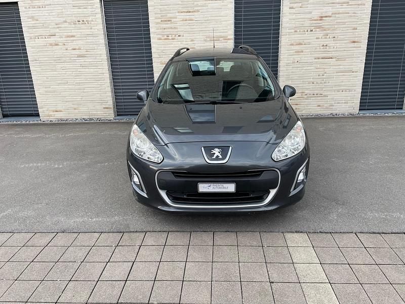 Gebraucht Peugeot 308 SW Business-Line 112 PS (82 kW) 2014 Kombi