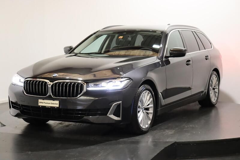 Grau Gebraucht 2022 BMW 520 Luxury Line Kombi | CHF 37’990 (Superpreis) - Bild 1/4
