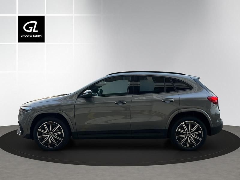 Neu Mercedes EQA350 214 kW (292 PS) 2026 Grau SUV